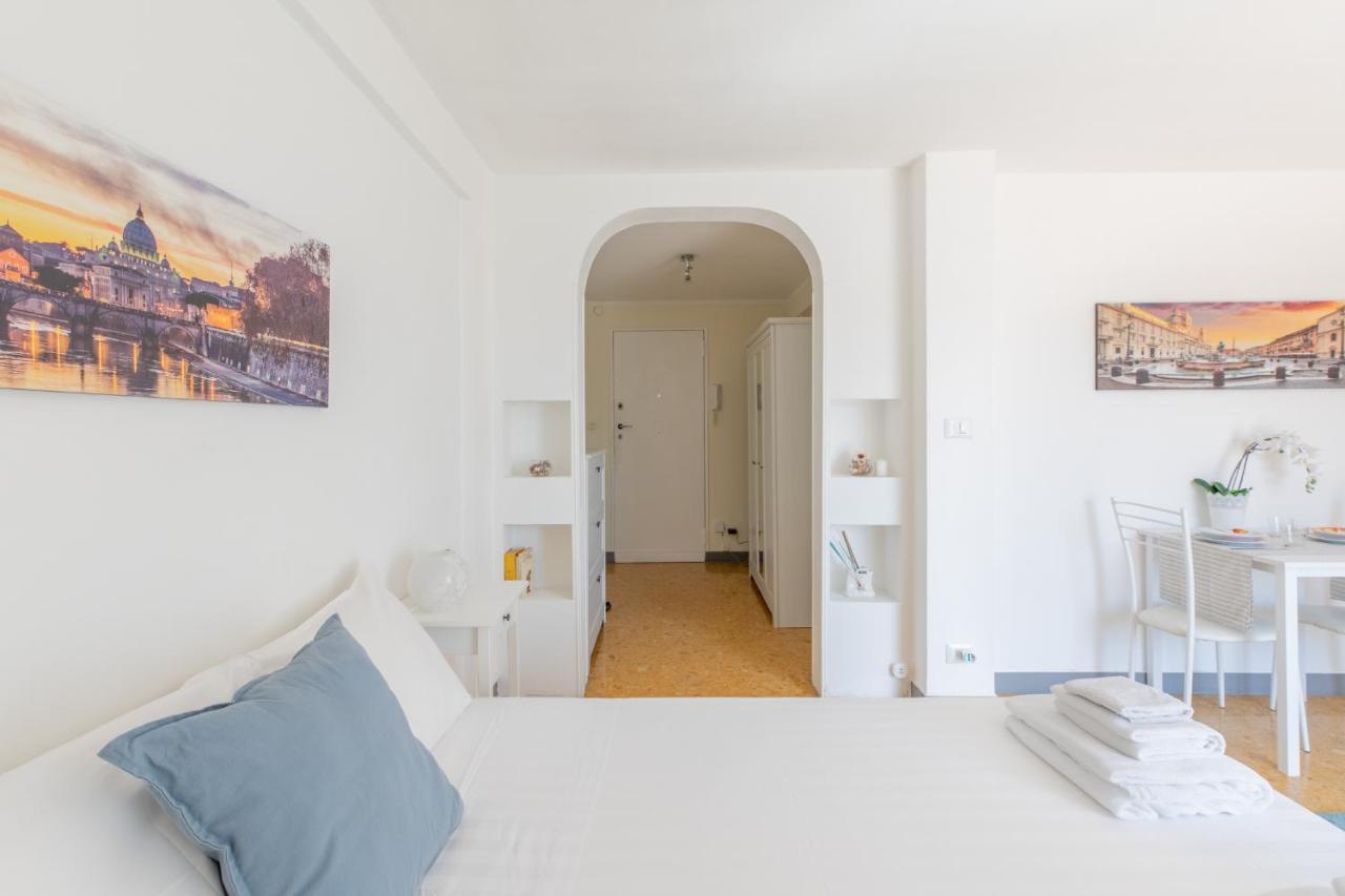 Iflat Shiny Penthouse In Balduina Lägenhet Rom Exteriör bild