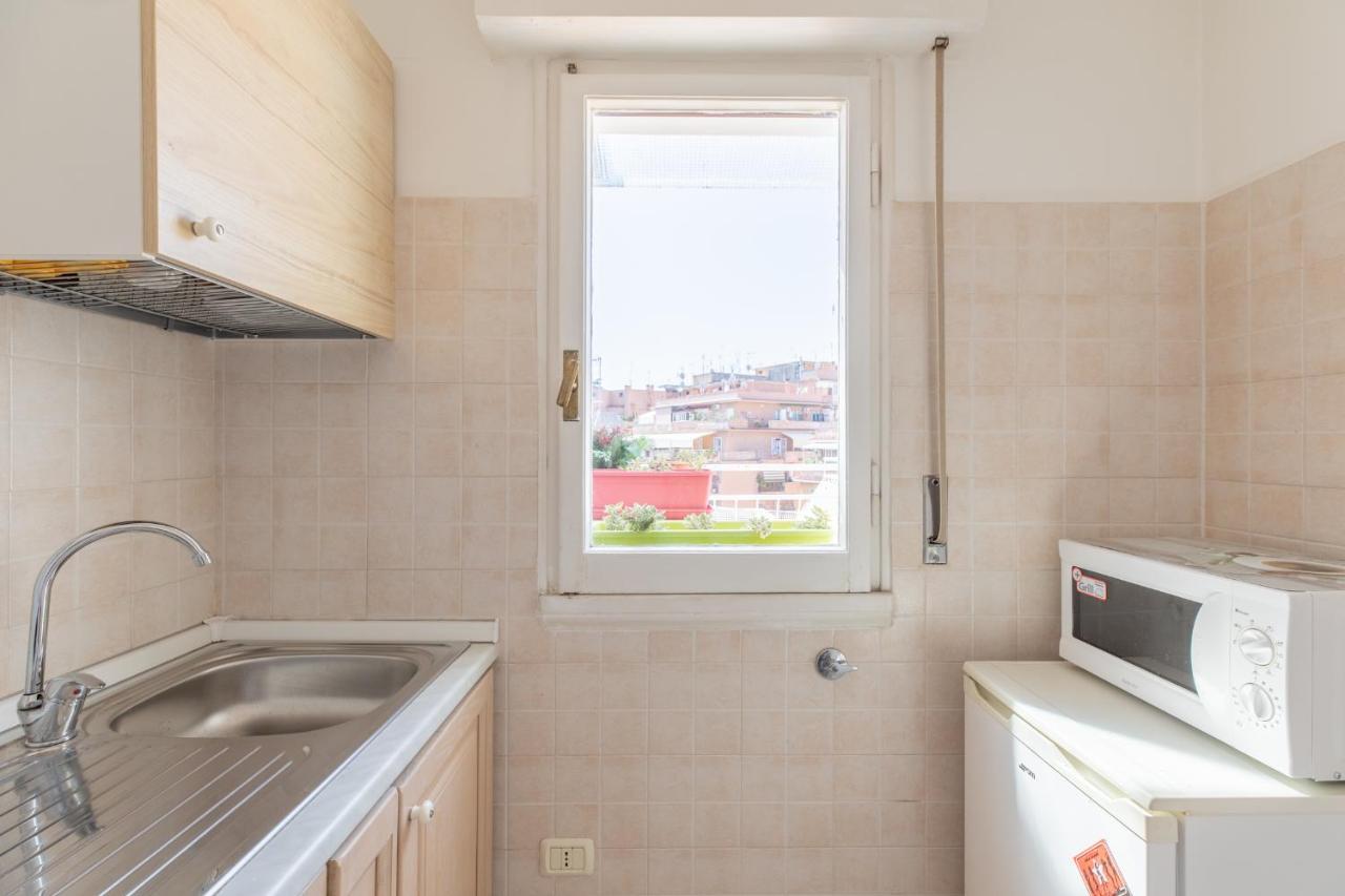 Iflat Shiny Penthouse In Balduina Lägenhet Rom Exteriör bild
